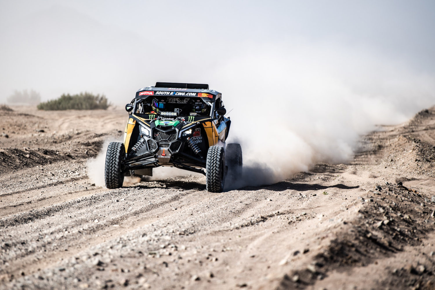 Reinaldo Varela e Gustavo Gugelmin sobem posições no Rally Dakar 2020