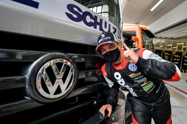 Paulo Salustiano é o pole position da Grande Final da Copa Truck