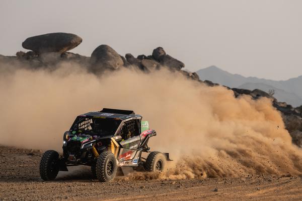Dakar: Por 4km/h, dupla brasileira perde vitória de hoje no Dakar
