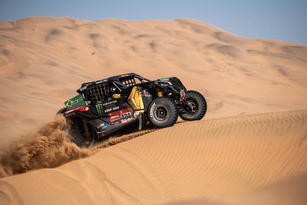 Rally Dakar: Brasileiros voltam a andar forte e chegam a liderar no Dakar