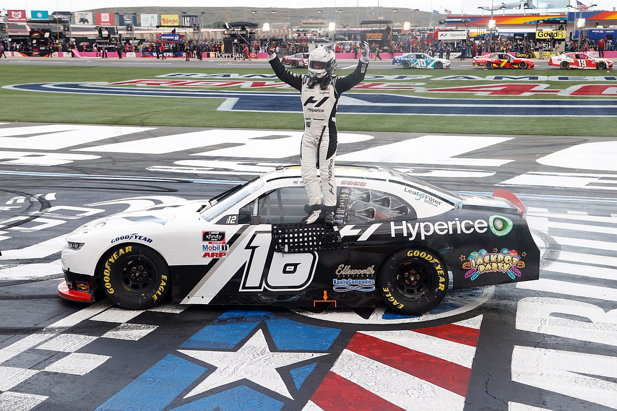 NASCAR XFINITY Series: A.J Allmendinger vence em Charlotte