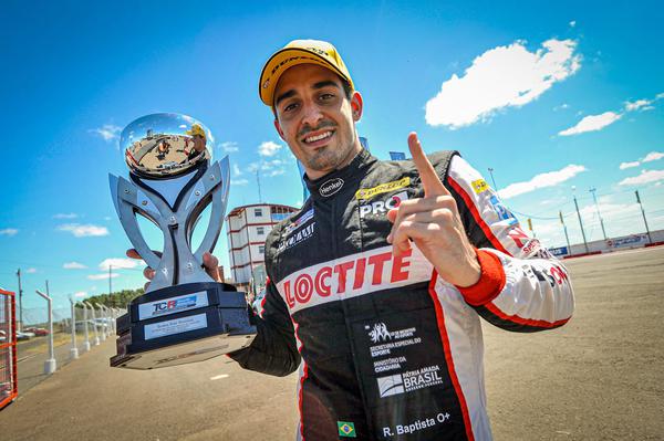 TCR South America: Rodrigo Baptista termina em 3º na Corrida 1 da etapa final, na Argentina