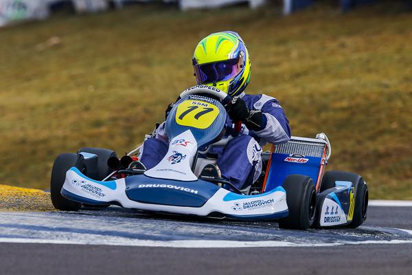 Bicampeão da Fórmula Truck, Júnior Drugovich conquista tÁ­tulo no kart aos 63 anos de idade