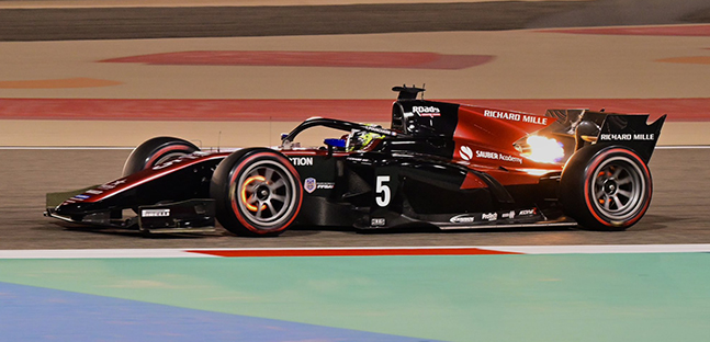 Formula-2: Théo Pourchaire marca a pole no Bahrein