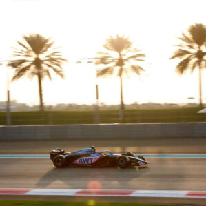 Fórmula-1: Esteban Ocon marca o melhor tempo nos testes da pós temporada em Abu Dhabi