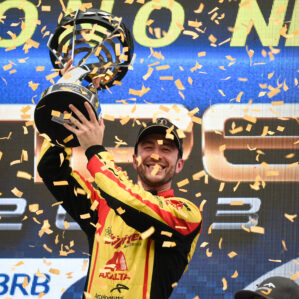Stock Car: Gabriel Casagrande é bicampeão da Stock Car
