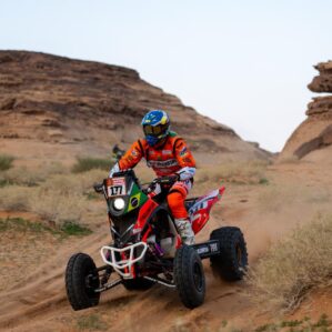 Dakar 2024: Marcelo Medeiros vence a primeira etapa e lidera nos Quadriciclos