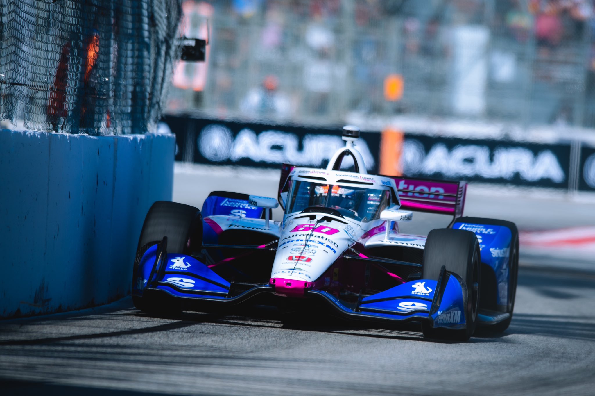 IndyCar: Felix Rosenqvist marca a pole para o GP de Long Beach
