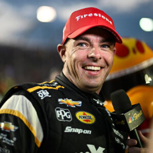 IndyCar: Scott McLaughlin vence a primeira prova em Iowa
