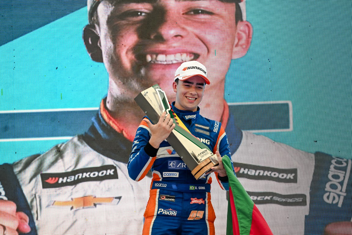 Stock Series: Gama e Bedani são finalistas; Schotten leva Corrida 3 no Velopark