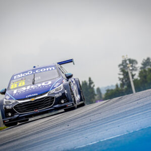 Stock Car: Fraga emplaca volta voadora e Blau Motorsport lidera a estreia da Stock Car no Uruguai