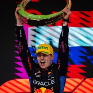 Fórmula-1: Max Verstappen dá show na chuva e vence o GP de São Paulo