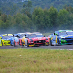 NASCAR Brasil: em final emocionante, Jorge Martelli venceu a Corrida 2 da abertura de 2025