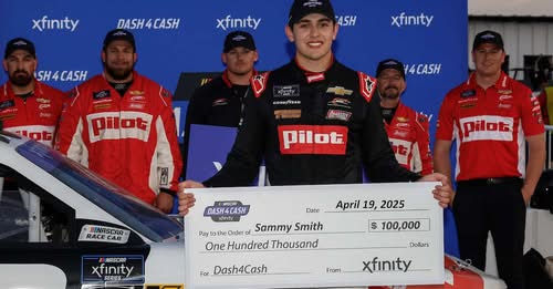 NASCAR: Sammy Smith vence pela XFINITY Series e Tyler Ankrum pela Truck Series