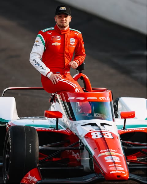 Indy500: Rookie Robert Shwartzman conquista a pole-position