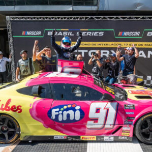 Nascar Brasil: Barrichelo faz segundo pódio em Interlagos e conquista a liderança da NASCAR Brasil