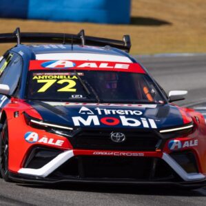 Stock Car: Antonella Bassani acelera pela primeira vez o Stock Car Mobil™ no Velocitta