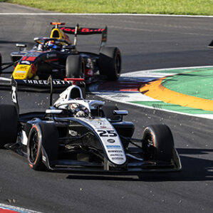 FIA F3 Championship: Roman Bilinski e Tasanpol Inthraphuvasak vencem no encerramento da temporada