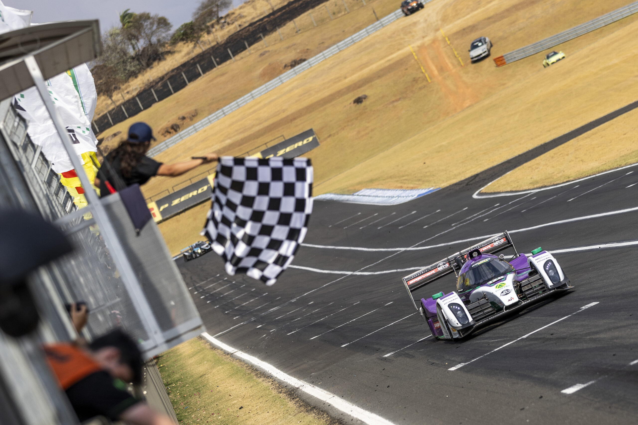 Endurance Brasil:: Carlesso/Morgatto vencem a primeira no ano em dia de título antecipado da Stuttgart