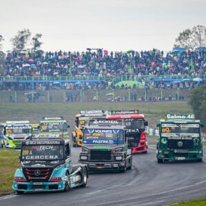 Com emoções, Fórmula Truck tem vitória de Diego Collet na categoria F-Truck