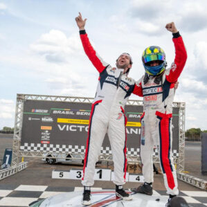 NASCAR Brasil: Júlio Campos e Alex Seid vencem as 100 voltas no oval de Curvelo