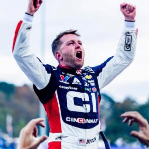 NASCAR: Corridas no Martinsville Speedway definem os finalistas da Cup Series, XFinity Series e Truck Series