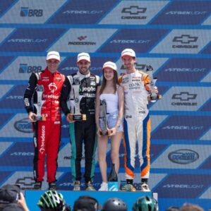 Stock Light: Rafa Martins vence primeira corrida no retorno da Stock Light a Brasília. Decisão do título fica para domingo