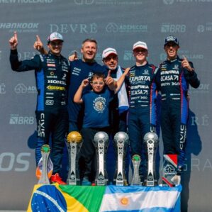 TCR Brasil: Temporada 2025 termina com corrida animada e vitória de Nelson Piquet Jr. em Interlagos
