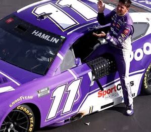 NASCAR Cup Series: Denny Hamlin vence em Las Vegas