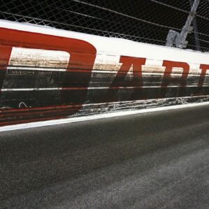 NASCAR desembarca em Darlington para o desafio da “Dama de Preto”
