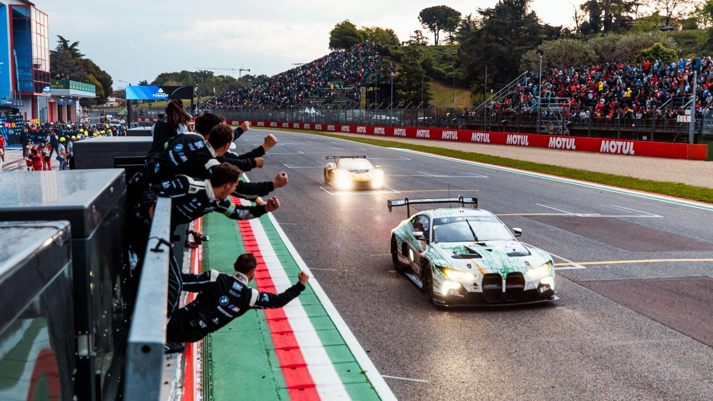 Team WRT e BMW conquistam vitória dramática na LMGT3 nas 6 Horas de Imola 2026 do FIA WEC