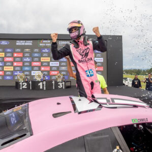 A era RiSE26 começa com vitória de Thiago Camilo na NASCAR Brasil