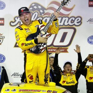 Layne Riggs Vence Nashville Craftsman Truck Series 2026 Ultrapassagem Ultima Volta
