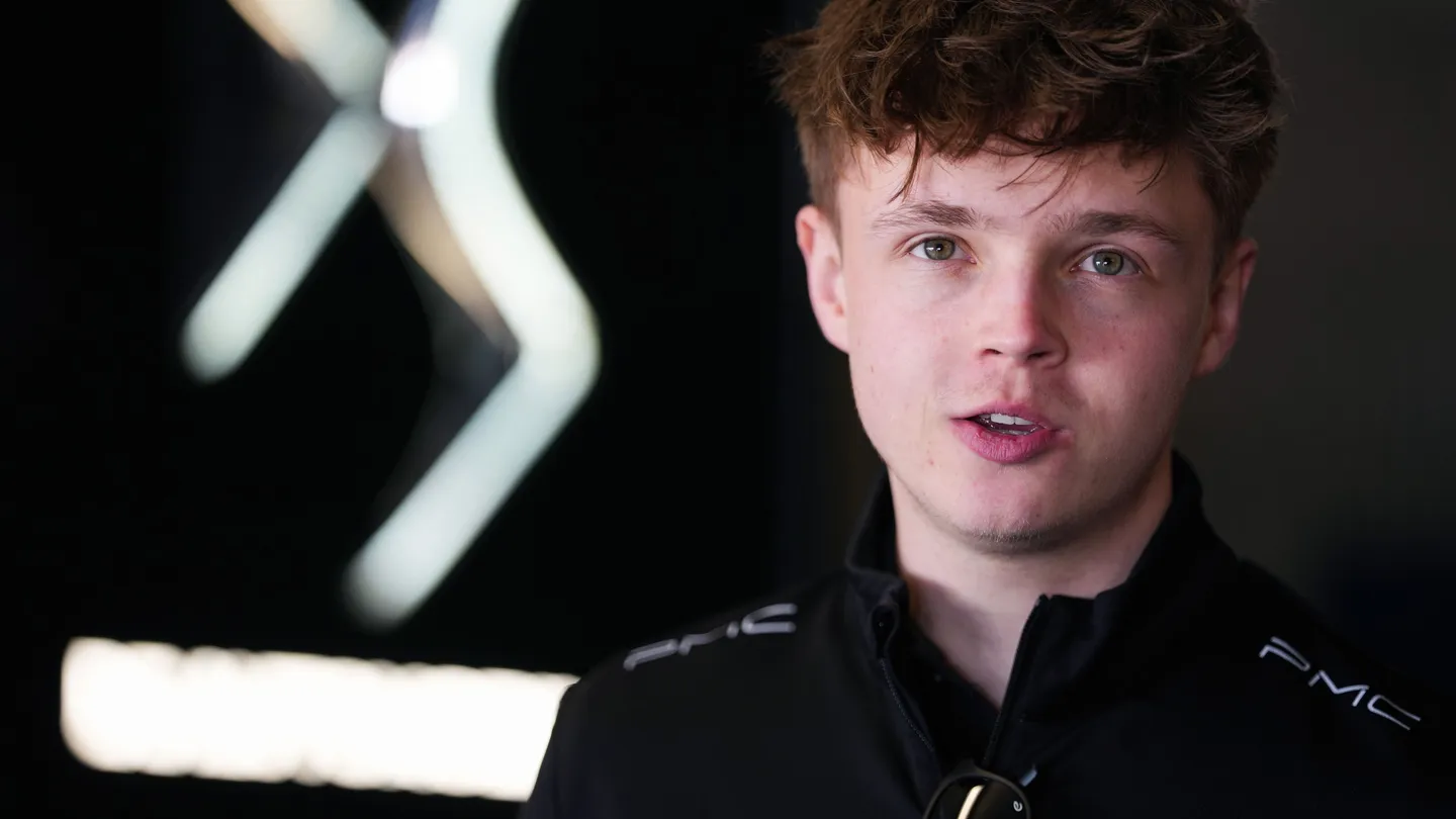 Taylor Barnard Lidera Treino Livre Berlim E Prix 2026