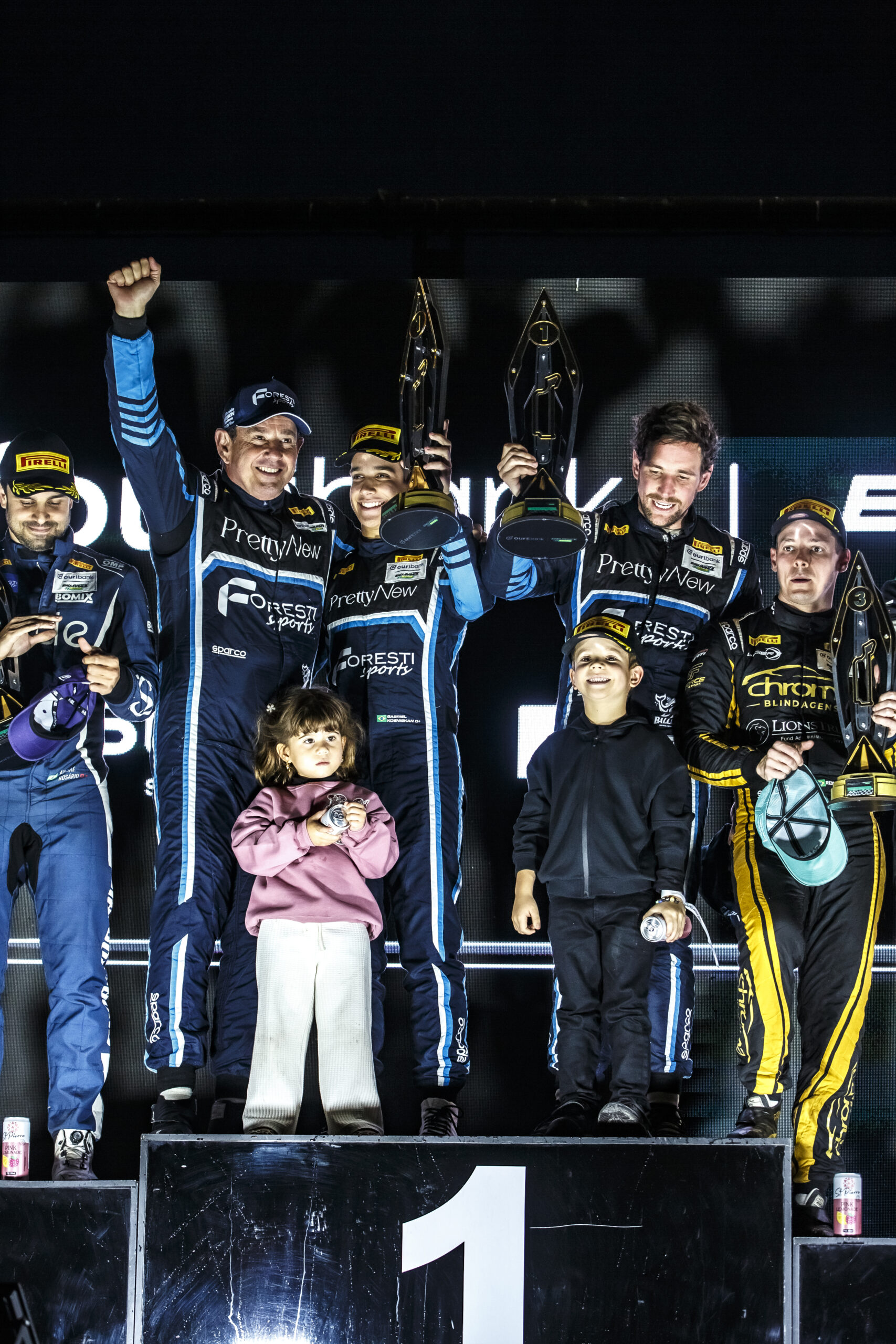 Endurance Brasil: Trio Foresti/Foresti/Koenigkan arranca no final para vencer pela terceira vez em 2026