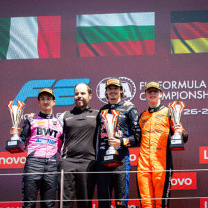 FIA F2 Championship: John Bennett e Nikola Tsolov vencem no Red Bull Racing