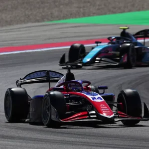 Formula 2 Van Hoepen Lidera Treino Livre Barcelona Trident 2026