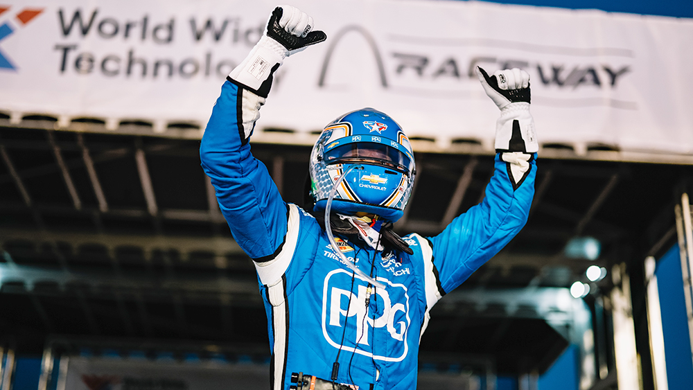 Josef Newgarden Busca Retorno Triunfal em World Wide Technology Raceway Após Lesão no Pé