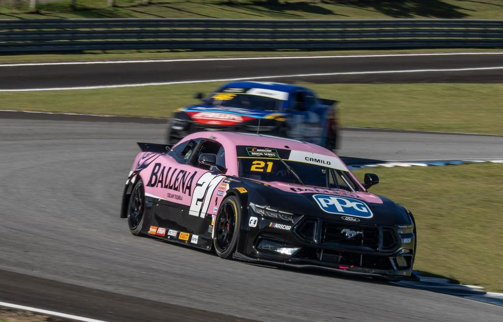 NASCAR Brasil: Pole position definida no Velocitta para a quarta etapa no Velocitta
