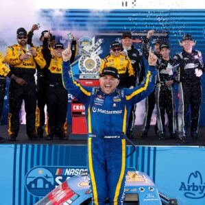 Nascar Craftsman Truck Series Layne Riggs Vence Naval Base Coronado 2026