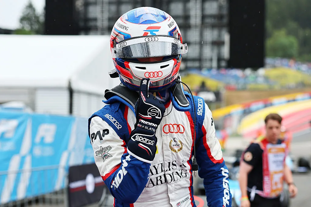 Freddie Slater Segunda Pole Consecutiva F3 Spa Francorchamps Bandeira Vermelha