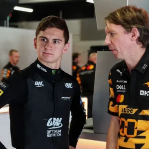 GP da Hungria F1: 5 pilotos rookies confirmados no FP1 com McLaren, Mercedes, Alpine, Haas e Cadillac