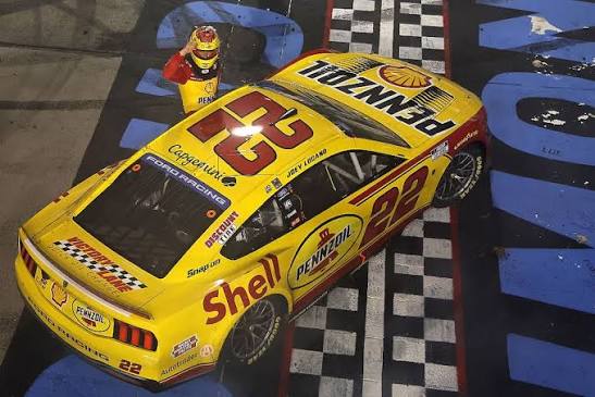 NASCAR Cup Series: Joey Logano vence em Richmond