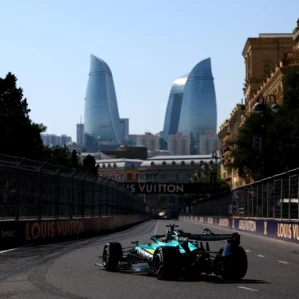 F1: Alonso e Stroll são penalizados no grid do GP do Azerbaijão após trocarem componentes do motor