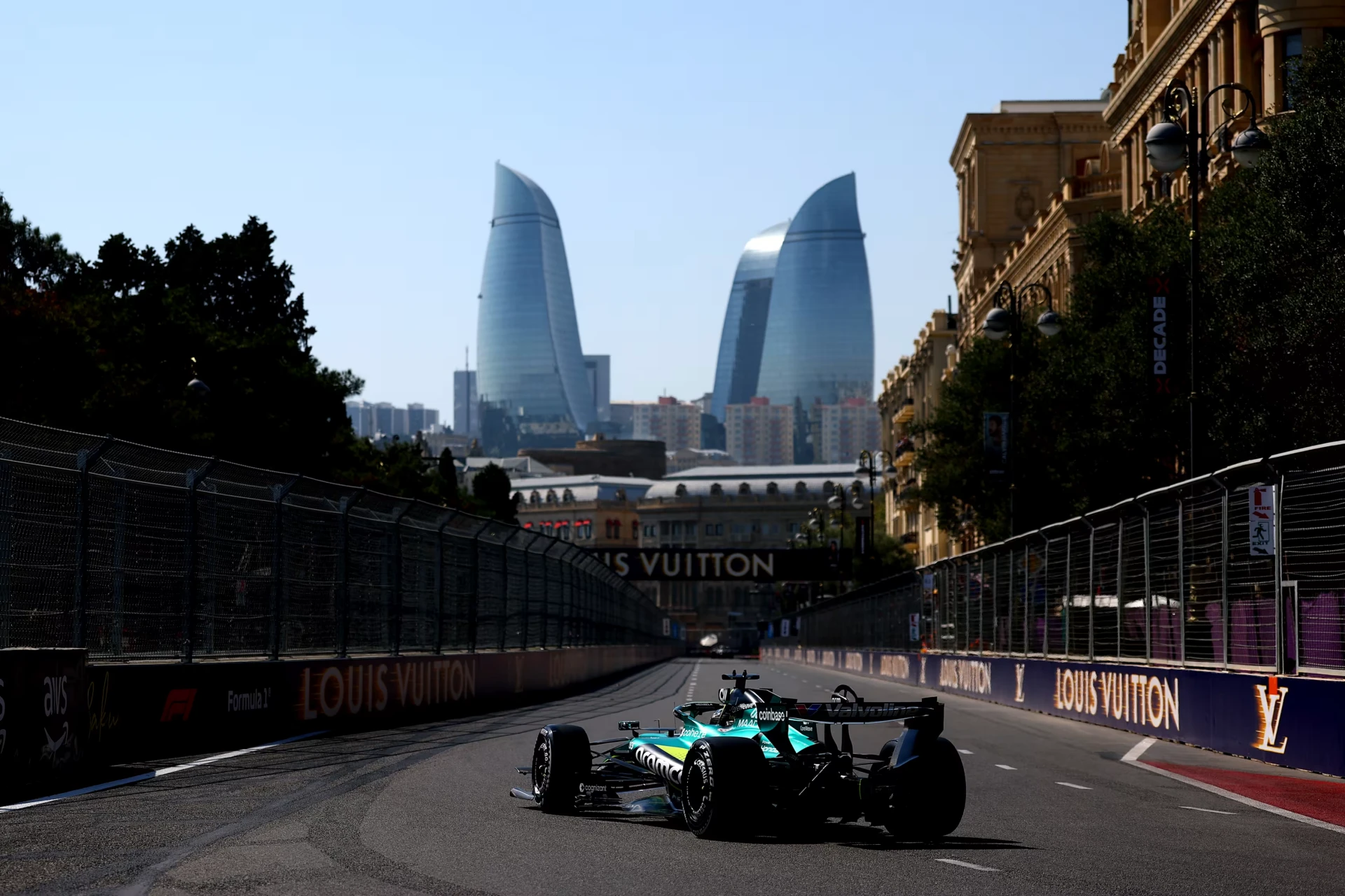 Alonso Stroll Penalidades Grid Gp Azerbaijao 2026