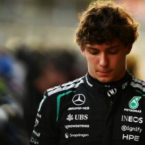 F1: Erro ‘muito estúpido’ de Antonelli no GP do Azerbaijão: piloto da Mercedes bate no Q1 e Russell larga na pole