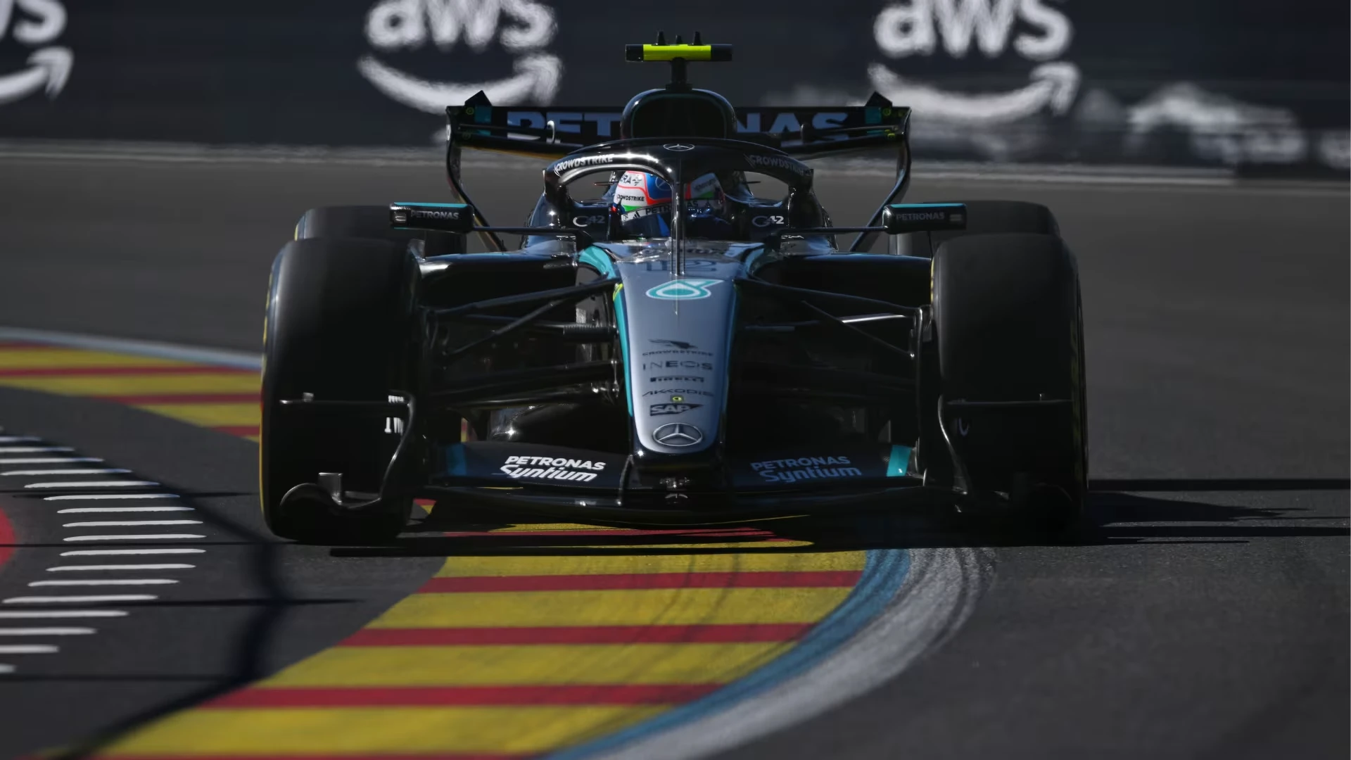 F1 2026: Antonelli bate Leclerc no FP2 do GP da Espanha