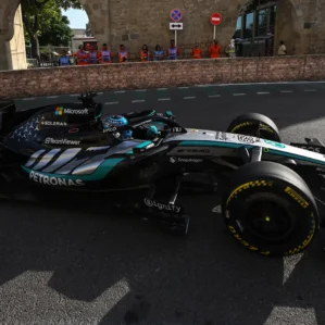 Fp2 Gp Azerbaijao 2026 Russell Lidera Antonelli Verstappen