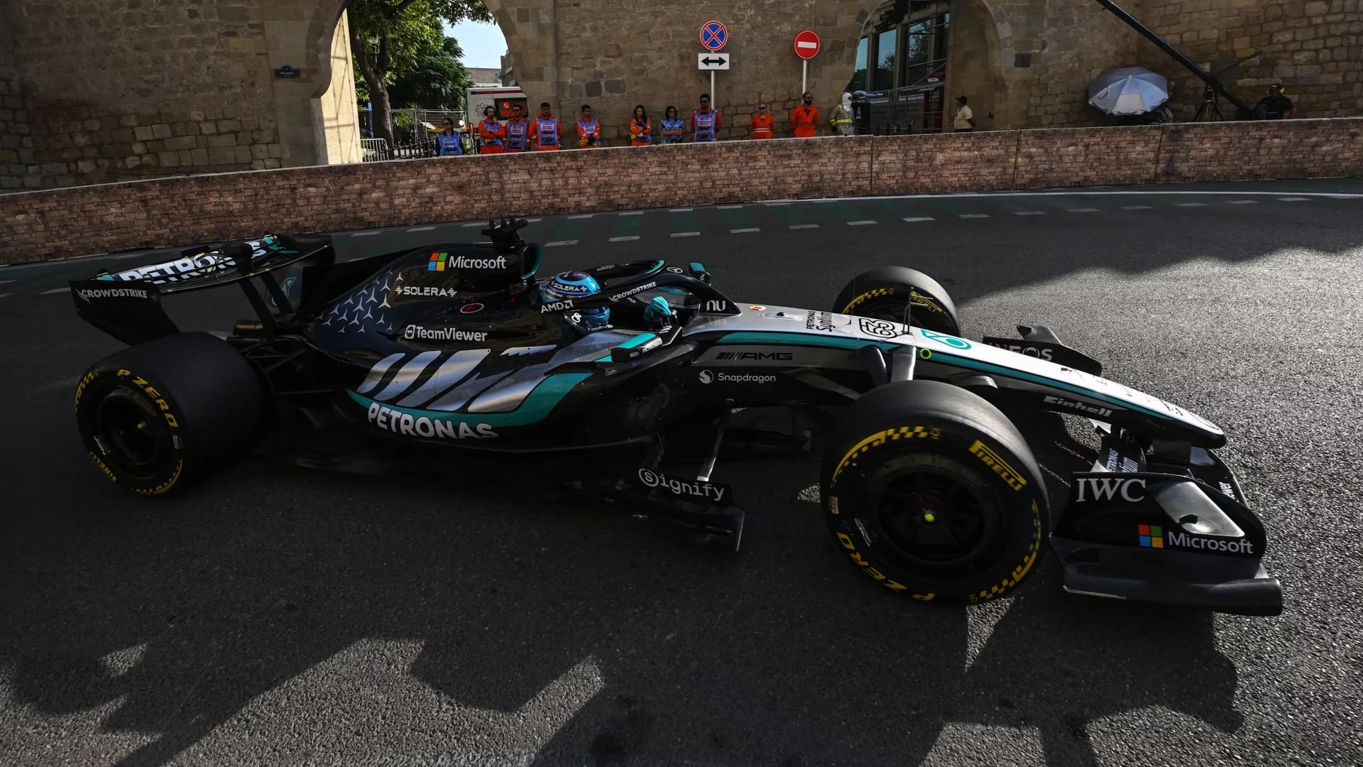 Fp2 Gp Azerbaijao 2026 Russell Lidera Antonelli Verstappen