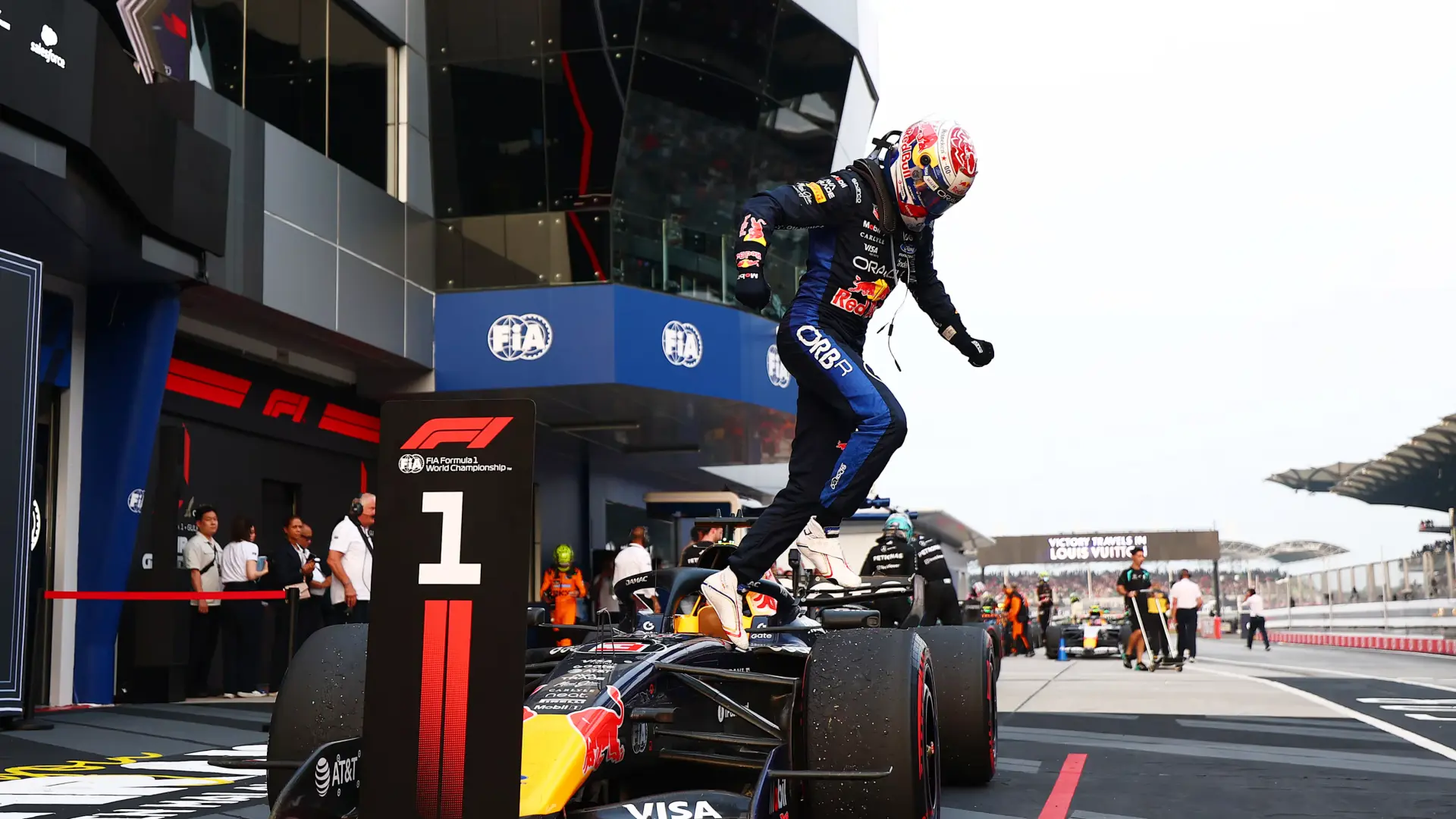 Verstappen Vence Gp Barein Malasia Chuva F1 2026